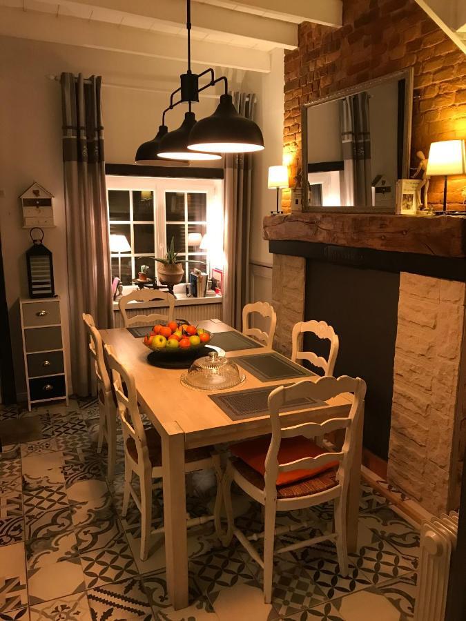 Апартаменты L'Atelier De Jocelyne Бёзвиль Экстерьер фото